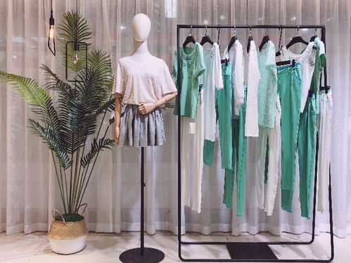 2020懶文化風潮下的品牌折扣女裝 純潔清新連衣裙的經銷批發指南